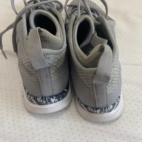 Looking to sell fast - Nike Free Mercurial FC - Picture 5 of 5